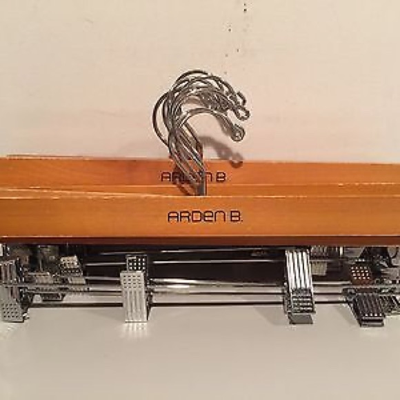 10pack of Arden B hangers - Picture 1 of 3